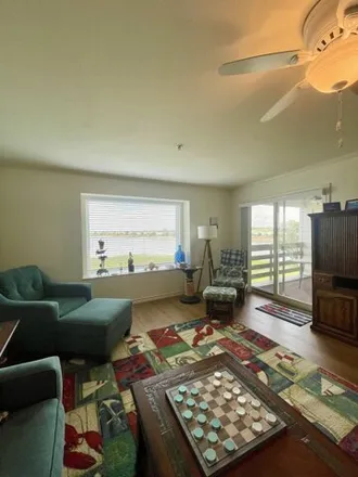 Image 4 - 283 Harbor Shores Drive, Runaway Bay, Wise County, TX 76426, USA - Condo for sale