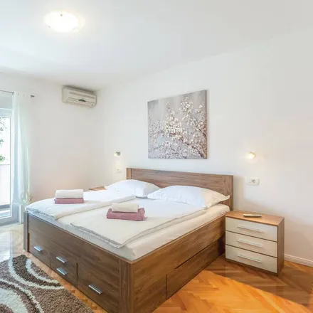Rent this 4 bed house on Glavina Donja in Split-Dalmatia County, Croatia