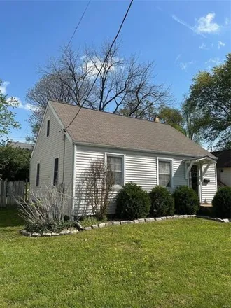 Buy this 3 bed house on 7659 Flora Avenue in Maplewood, Saint Louis County