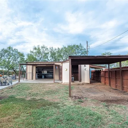 Image 4 - 508 Palo Pinto Street, Millsap, Parker County, TX 76066, USA - House for sale