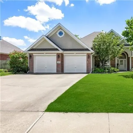 Buy this 4 bed house on 4436 Highland Knolls Road in Rogers, AR 72758
