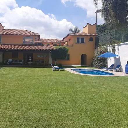 Rent this 5 bed house on Calle Unión in Temoanchan, 62574 Progreso
