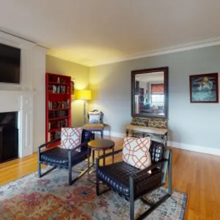 Buy this 3 bed apartment on #d10,5555 South Everett Avenue
