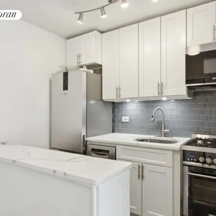 Image 3 - 139 East 33rd Street, New York, NY 10016, USA - Apartment for sale
