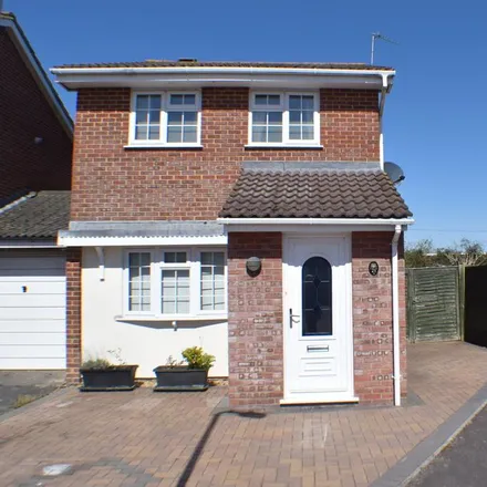 Rent this 3 bed house on 7 Condell Close in Bridgwater, TA6 3TT