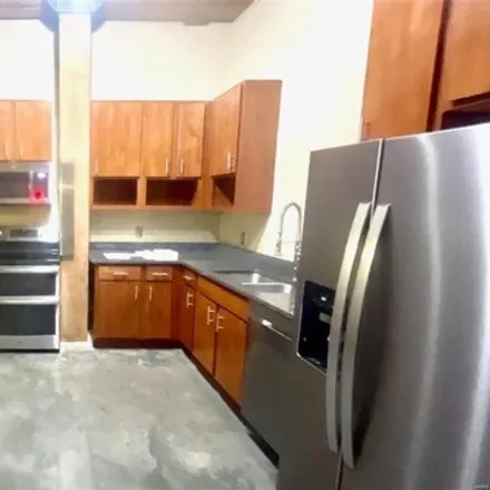Rent this 2 bed condo on Lucas Lofts in Washington Avenue, St. Louis