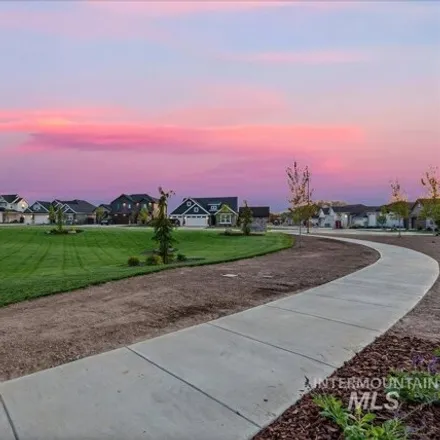 Image 4 - 6749 North Willowside Avenue, Meridian, ID 83646, USA - House for sale