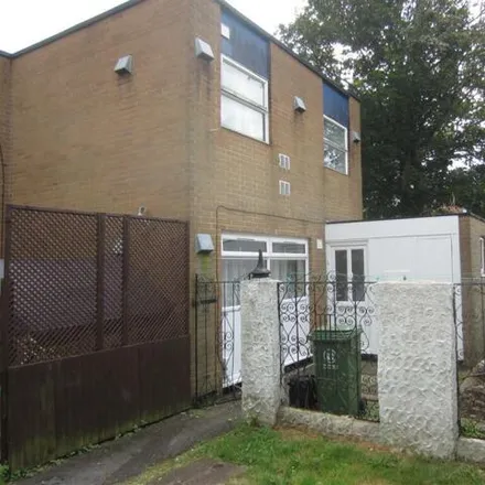 Rent this 3 bed room on Plymouth Street in Portsmouth, PO5 4HW