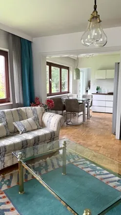 Rent this 2 bed apartment on Knokenholt 29 in 22391 Hamburg, Germany