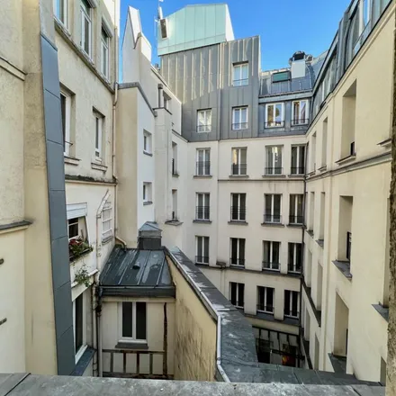 Image 8 - 73 Rue Saint-Honoré, 75001 Paris, France - Apartment for rent