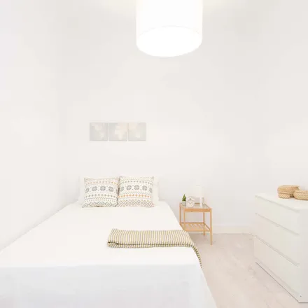 Rent this studio room on Madrid in Iris, Calle del Conde de Romanones