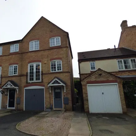 Rent this 3 bed townhouse on Plant Close in Dawley, TF4 2GT