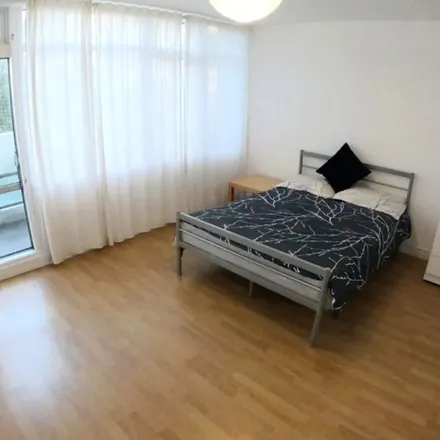 Rent this 1 bed apartment on Angell Park Gardens in Myatt's Fields, London