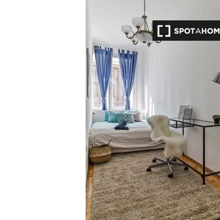 Image 2 - Budapest, Révay utca 6, 1065, Hungary - Room for rent