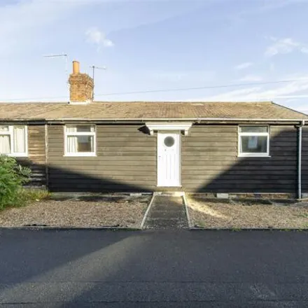 Buy this 3 bed duplex on Hollingwood Crescent in Barrow Hill, S43 2HE