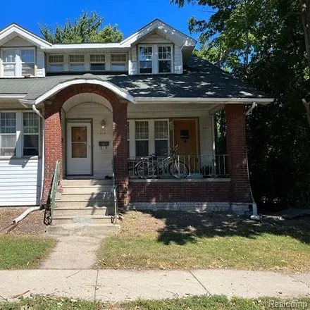 Buy this studio duplex on 215 Ardmore Drive in Ferndale, MI 48220