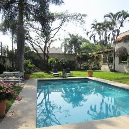 Buy this 5 bed house on Calle del Arco in El Vergel, 62410 Cuernavaca