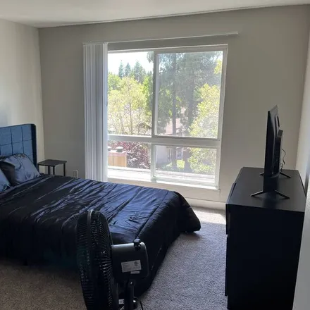 Rent this 2 bed apartment on Pleasant Hill in CA, 94523