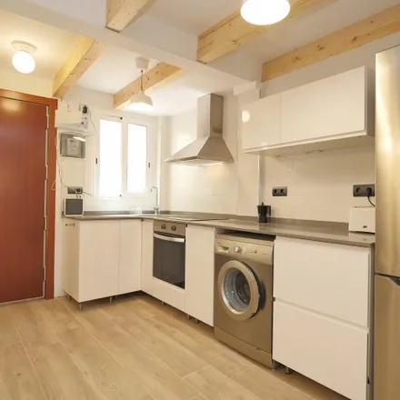 Rent this 2 bed apartment on Passatge de Planell in 2, 08001 Barcelona