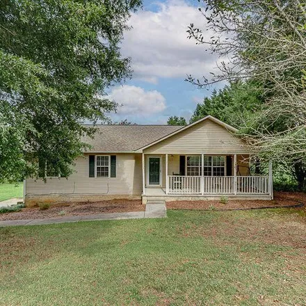 Buy this 3 bed house on 625 Huffs Ferry Road in Loudon, TN 37774