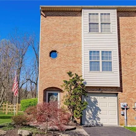 Buy this 3 bed house on 230 Ridgeview Drive in Alburtis, Lehigh County