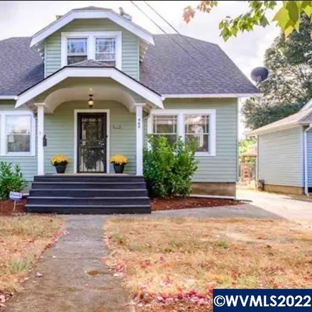 Buy this 4 bed house on 460 24th Street Northeast in Salem, OR 97301