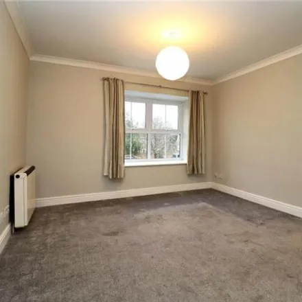 Image 5 - Grosvenor Place, Horsell, GU21 5DJ, United Kingdom - Apartment for sale