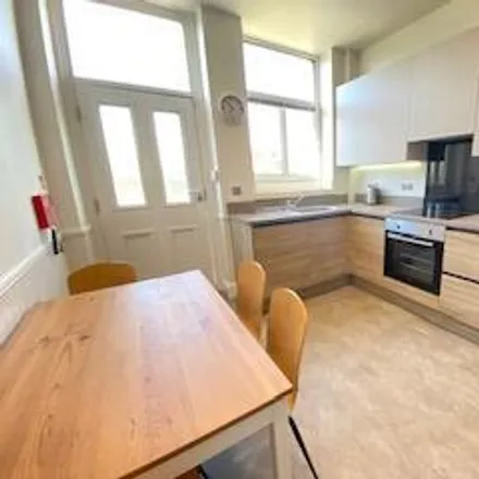 Rent this 6 bed townhouse on Back Trinity Street in Huddersfield, HD1 4DZ