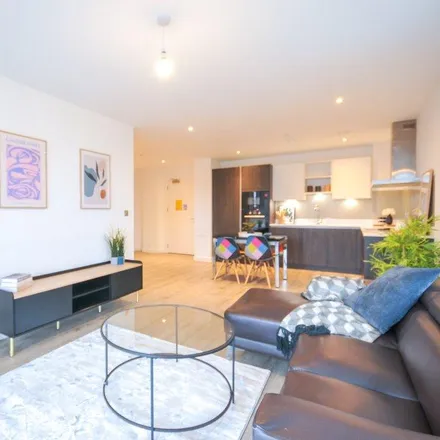 Rent this 3 bed apartment on Seven Bro7hers - Middlewood Locks Beerhouse in 1 Lockside Lane, Salford