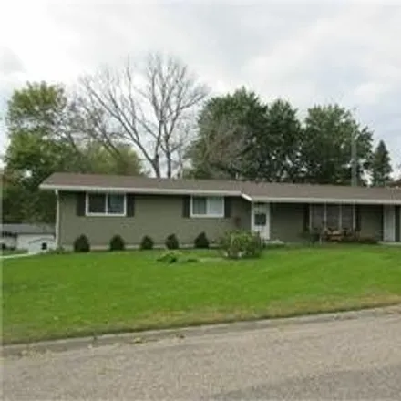 Image 1 - First Lutheran Church, 1523 Sunset Drive, Belle Plaine, IA 52208, USA - House for sale