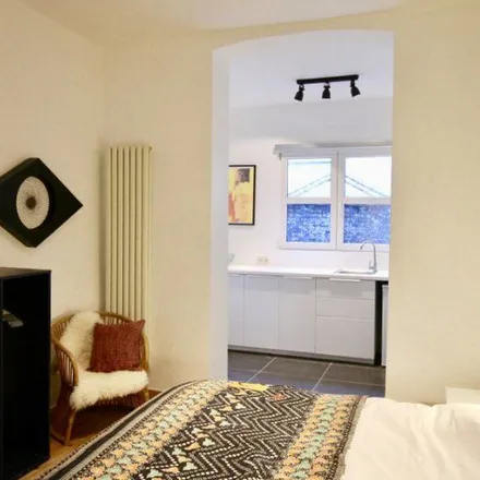 Rent this 1 bed apartment on Chaussée d'Alsemberg - Alsembergse Steenweg 77 in 1060 Saint-Gilles - Sint-Gillis, Belgium