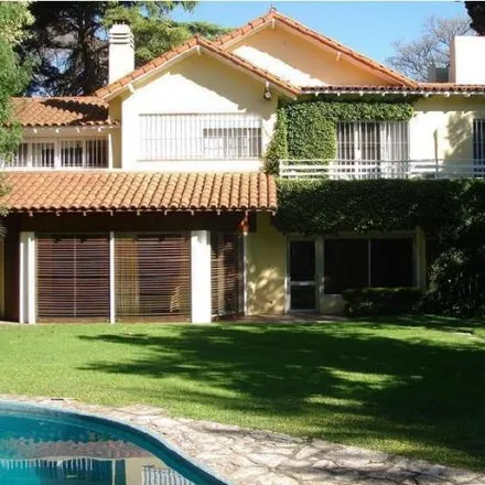 Buy this 5 bed house on Avenida Uruguay 339 in Partido de San Fernando, B1643 CGT Victoria