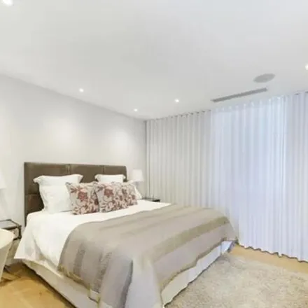 Rent this 1 bed apartment on Sloane House in 97 Sloane Street, London