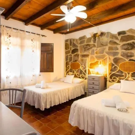 Rent this 3 bed house on Peñón de Granada in 18654 Dúrcal, Spain