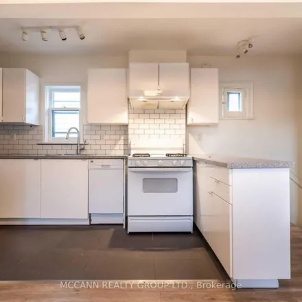 Image 6 - 178 Atlas Avenue, Toronto, ON M6C 3N9, Canada - Apartment for rent