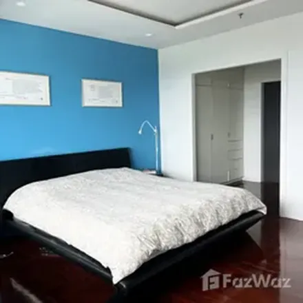 Rent this 2 bed apartment on Lake Green in Soi Sukhumvit 8, Khlong Toei District