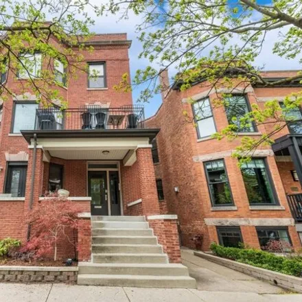 Buy this 2 bed condo on 5300 North Paulina Street in Chicago, IL 60640
