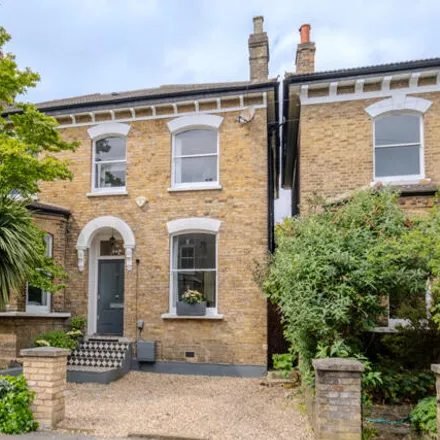 Buy this 5 bed duplex on 24 Versailles Road in London, SE20 8AX