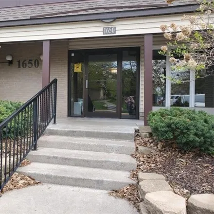 Buy this 2 bed condo on 1650 State Highway 36 Service Drive in Roseville, MN 55113