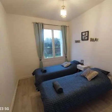 Image 6 - 29200 Brest, France - Apartment for rent