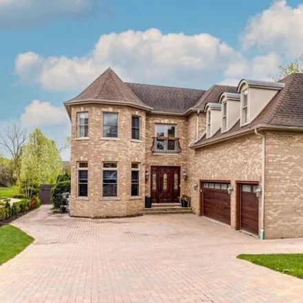 Buy this 5 bed house on 3899 Countryside Lane in Glenview, IL 60025