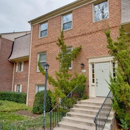 Image 1 - 6012 Westchester Park Drive, Hyattsville, MD 20740, USA - Condo for sale