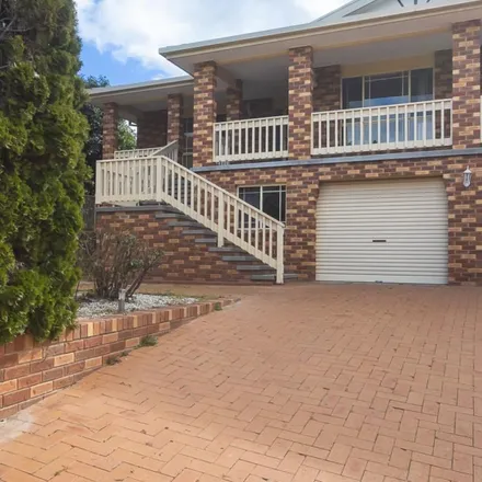 Rent this 5 bed apartment on Australian Capital Territory in Harkness Street, Monash 2904