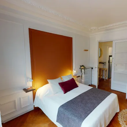 Image 4 - 8 Rue Sédillot, 75007 Paris, France - Room for rent