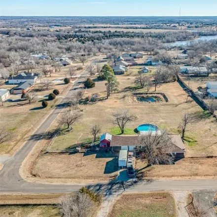 Buy this 3 bed house on 1554 3rd Street in Cleveland County, OK 73071