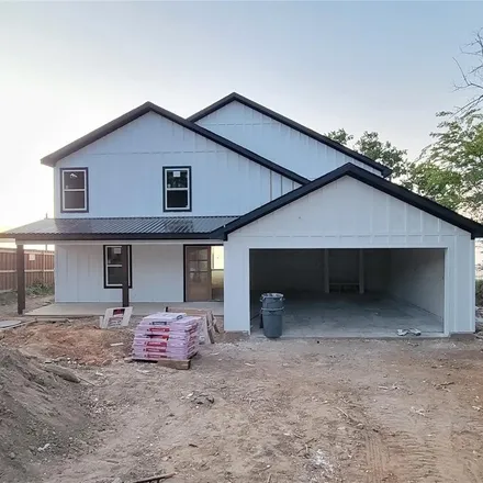 Buy this 5 bed house on 230 Harbor Drive in Gun Barrel City, TX 75156