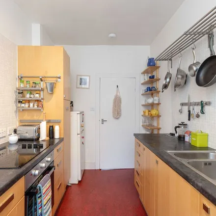 Rent this 3 bed apartment on 23 Forth Street in City of Edinburgh, EH1 3LY