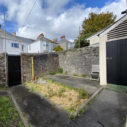 Rent this 6 bed house on 7 Kingsley Road in Plymouth, PL4 6QW