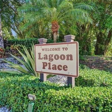 Image 3 - Lagoon Place, Pine Island Ridge, Davie, FL 33324, USA - Condo for sale