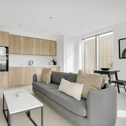 Image 2 - London, E1 2FR, United Kingdom - Apartment for rent